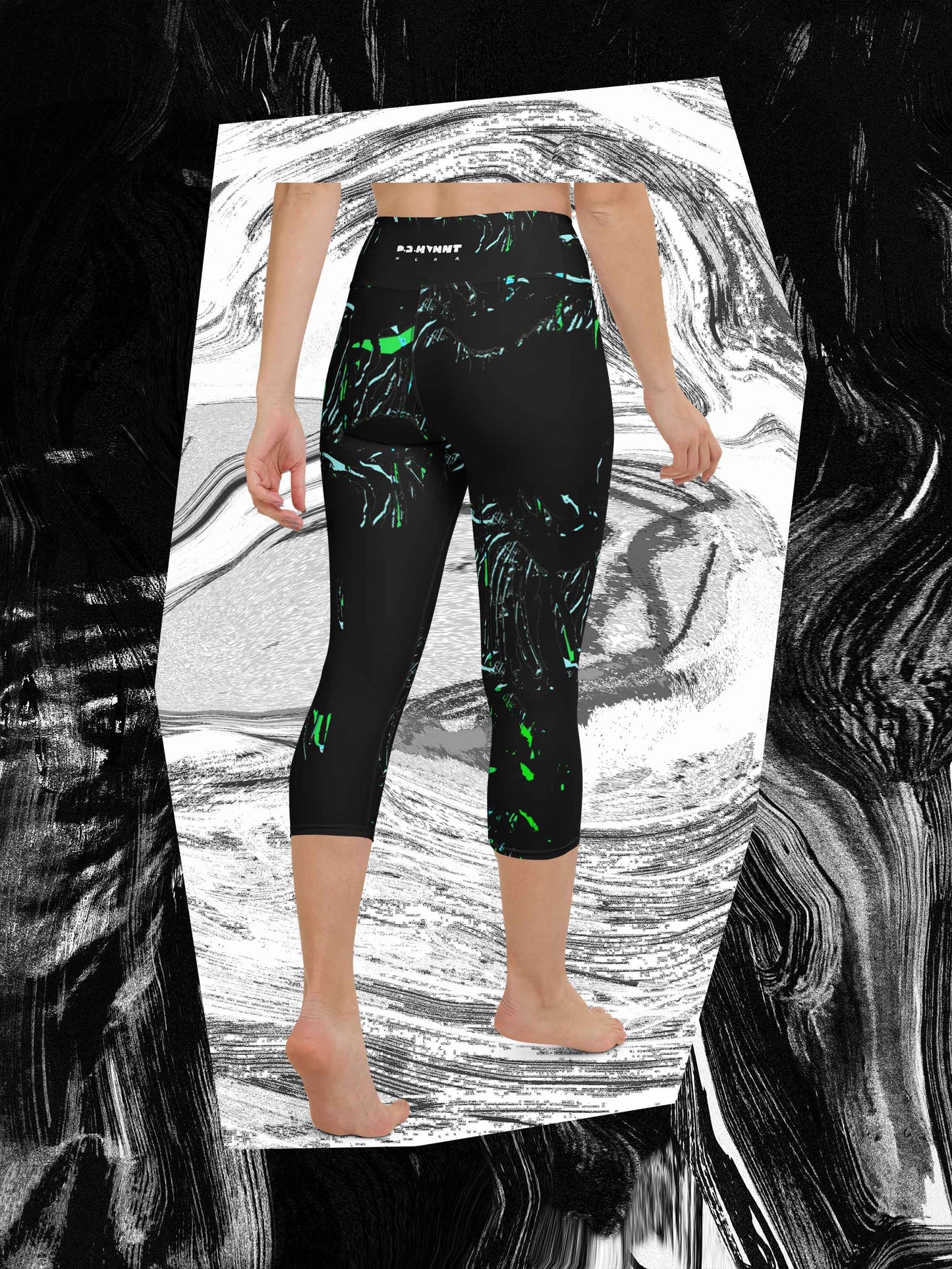 BLACK RISING Yoga Capri Leggings